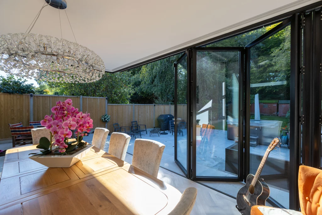 bifold door for home